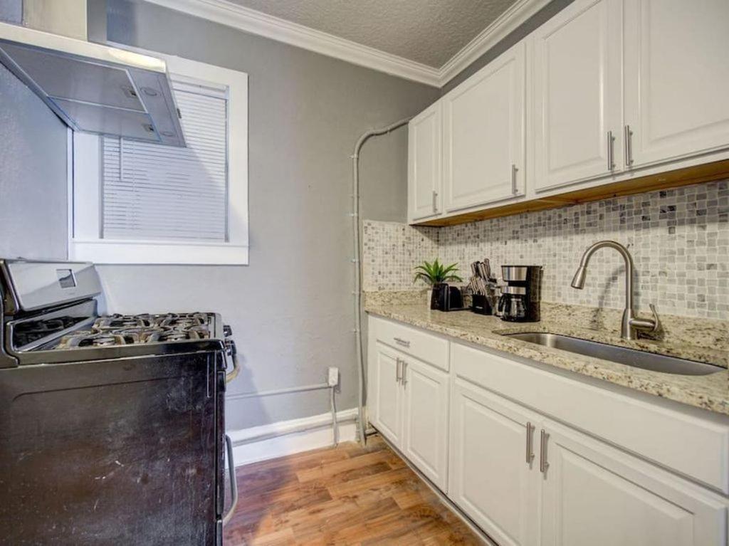 Modern Westshore Apartment Tampa Extérieur photo