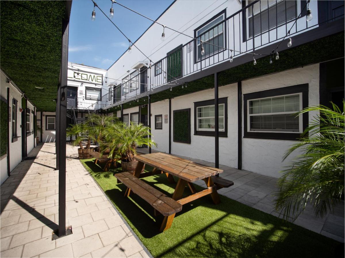 Modern Westshore Apartment Tampa Extérieur photo