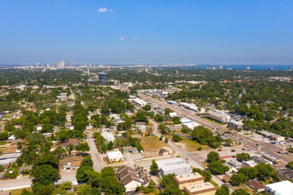 Modern Westshore Apartment Tampa Extérieur photo