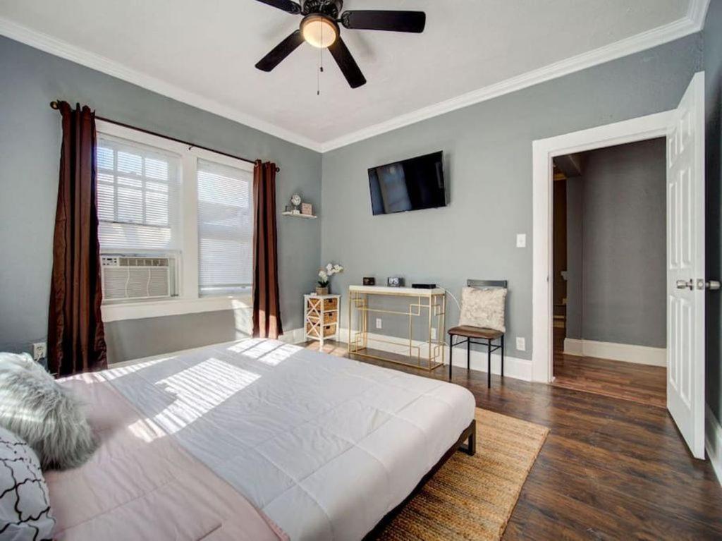 Modern Westshore Apartment Tampa Extérieur photo